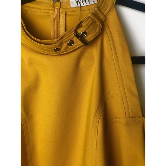 Halter Top - Picture 2 of 3